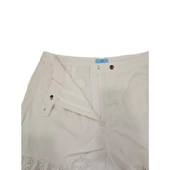NWOT CECE Women's Mid-Rise Lace Trim Button-Front Shorts Sz 12 - Picture 9 of 10